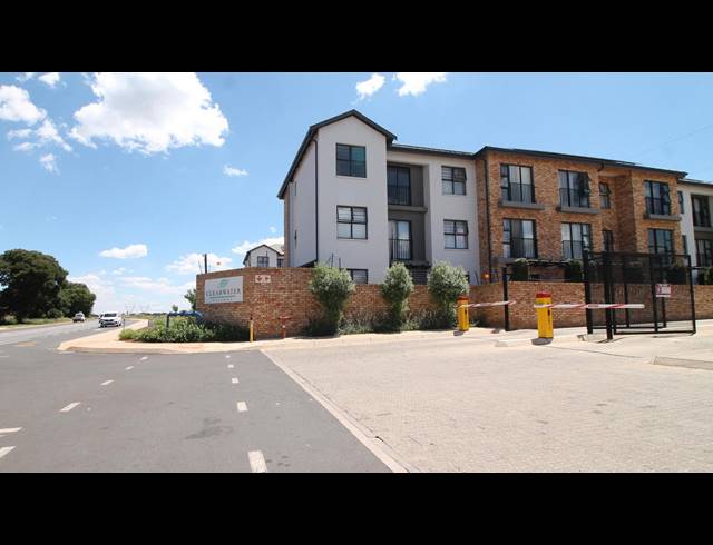 2 BEDROOM APARTMENT FOR SALE IN PARKHAVEN